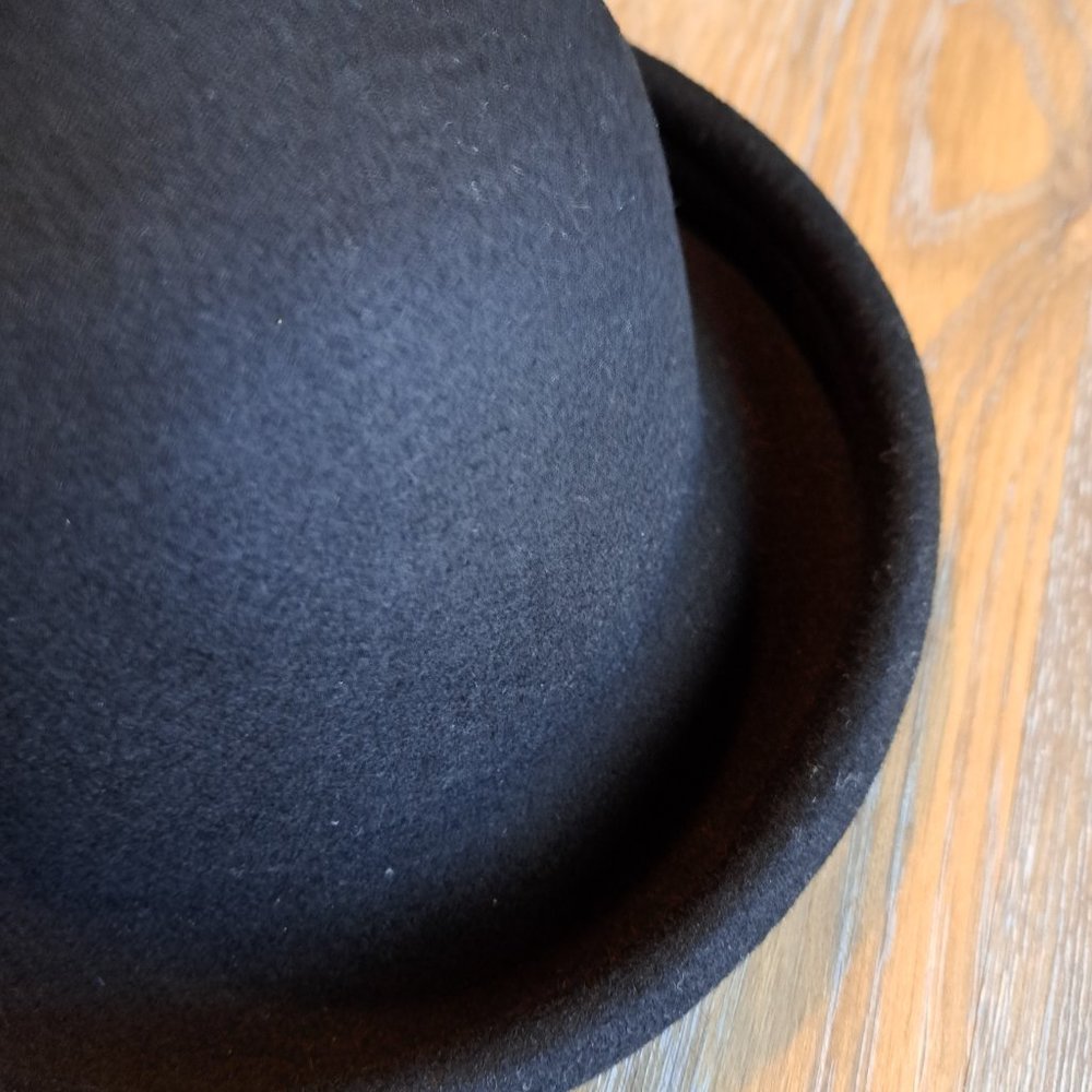 Wool Hat - Picture 2 of 6